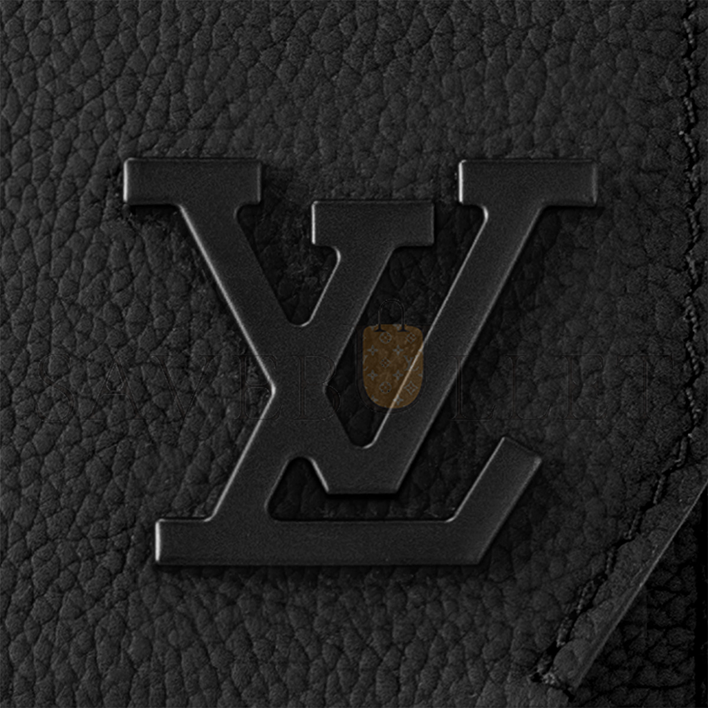 LOUIS VUITTON PILOT CROSSBODY BAG M23736 (30*20*4cm) LOUIS VUITTON PILOT CROSSBODY BAG M23736 (30*20*4cm)